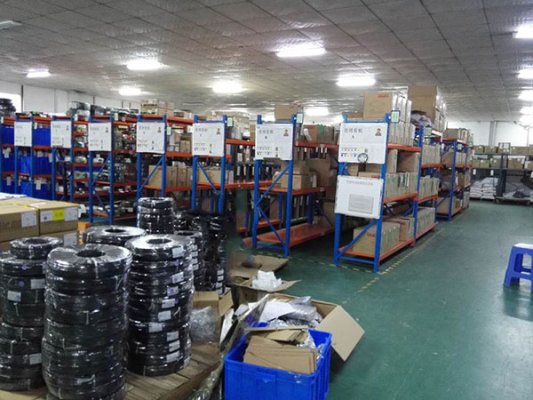 公司倉(cāng)庫(kù)